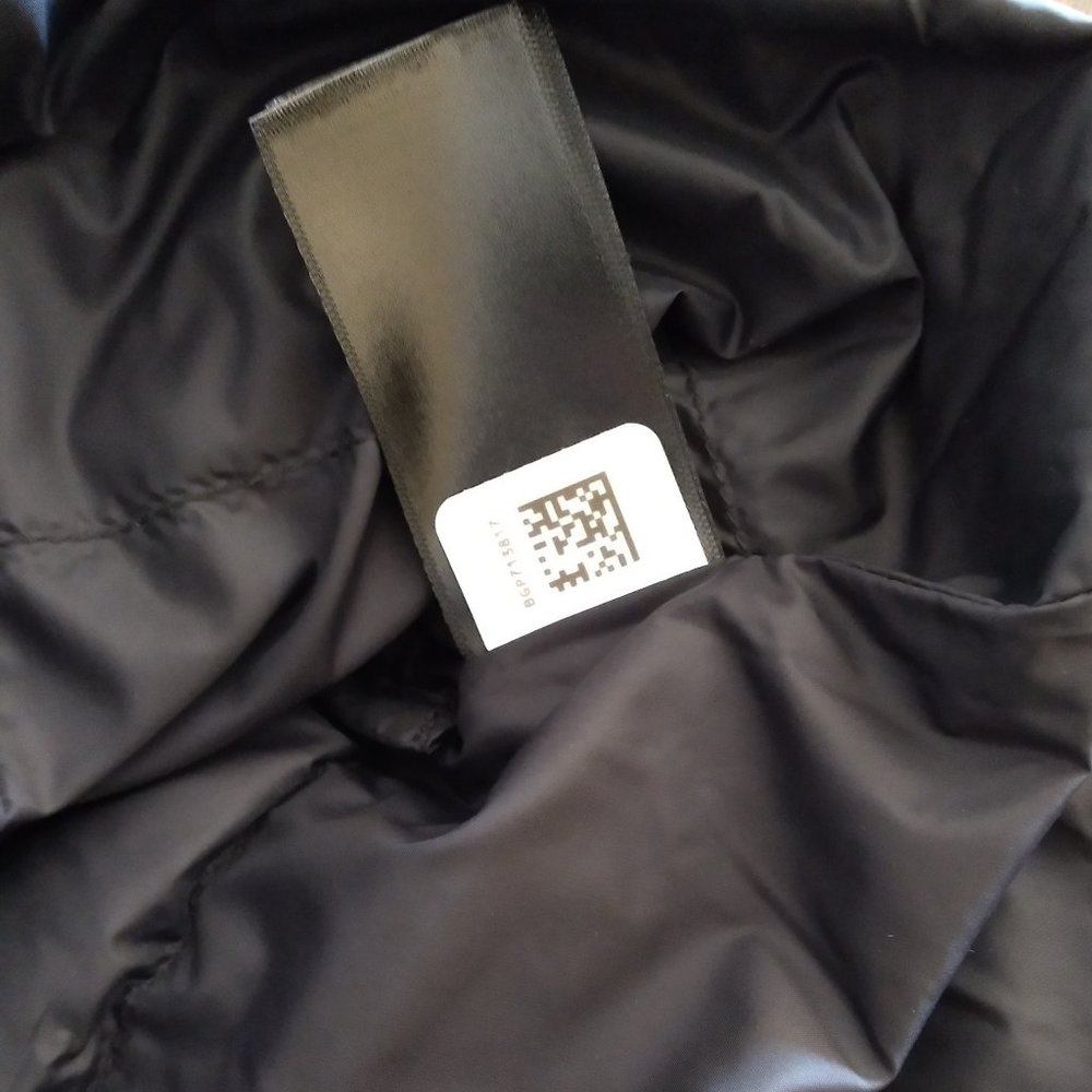 ๐ The North Face Women's Metro 2 Parka Down Long Hooded Jkt, Small, TNF Black - Picture 9 of 10